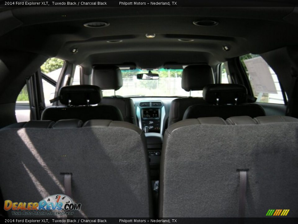 2014 Ford Explorer XLT Tuxedo Black / Charcoal Black Photo #18
