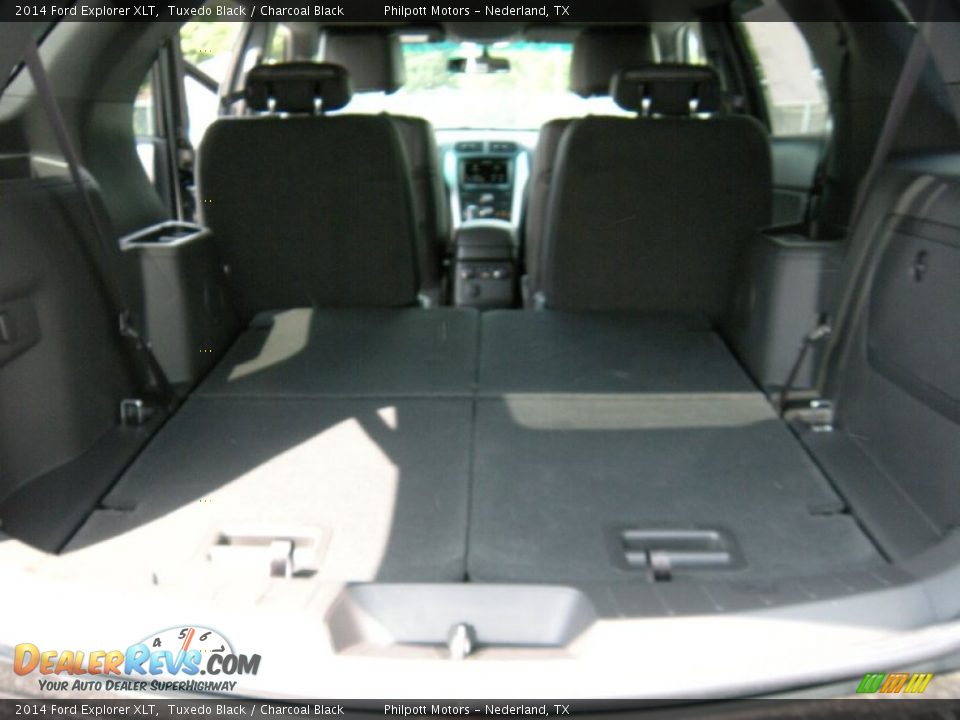 2014 Ford Explorer XLT Tuxedo Black / Charcoal Black Photo #19