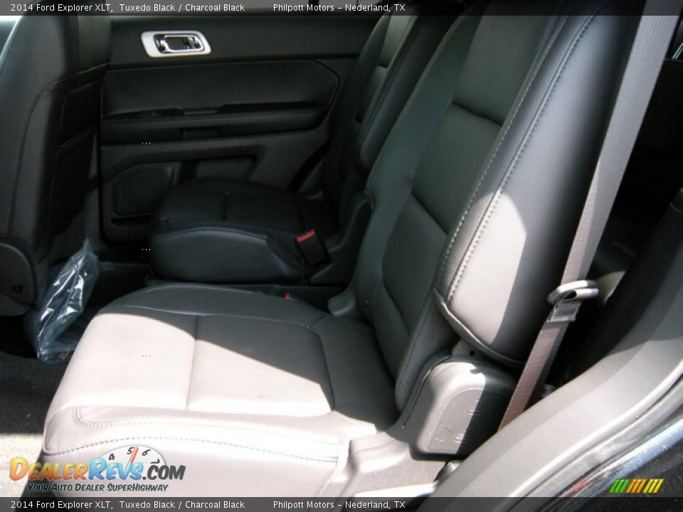 2014 Ford Explorer XLT Tuxedo Black / Charcoal Black Photo #22