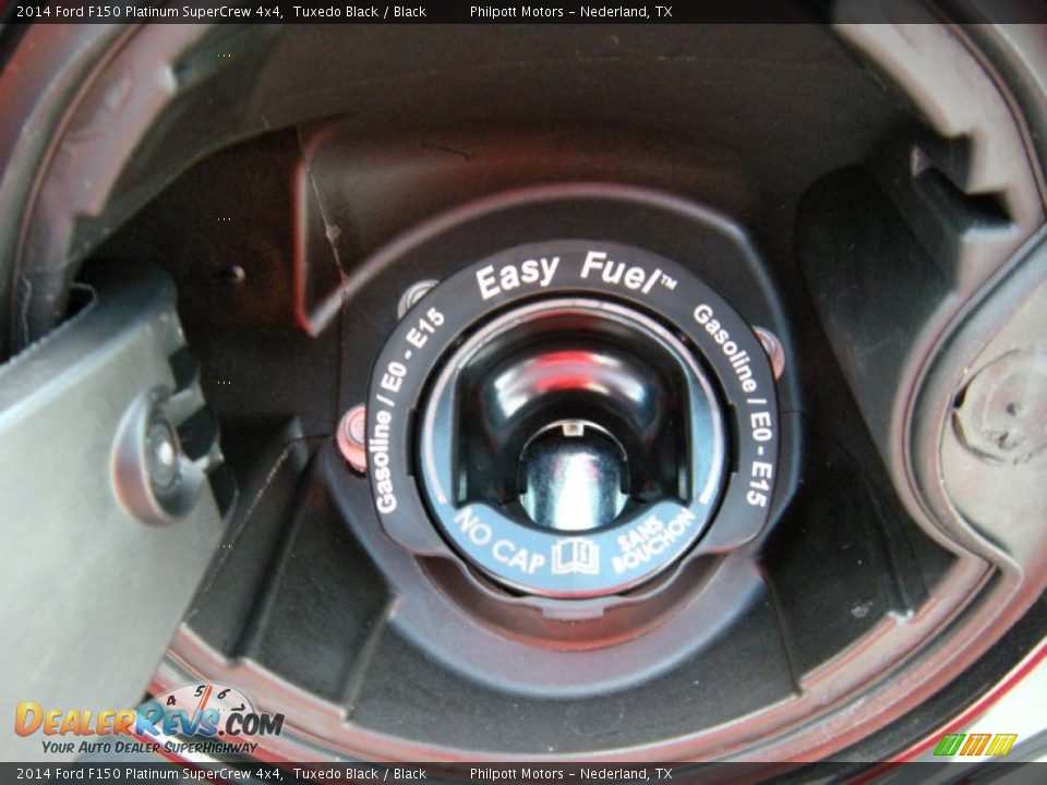 2014 Ford F150 Platinum SuperCrew 4x4 Tuxedo Black / Black Photo #17