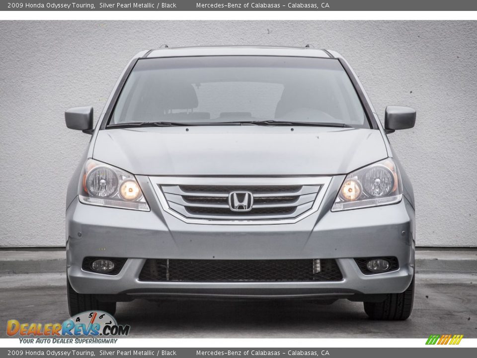 2009 Honda Odyssey Touring Silver Pearl Metallic / Black Photo #2