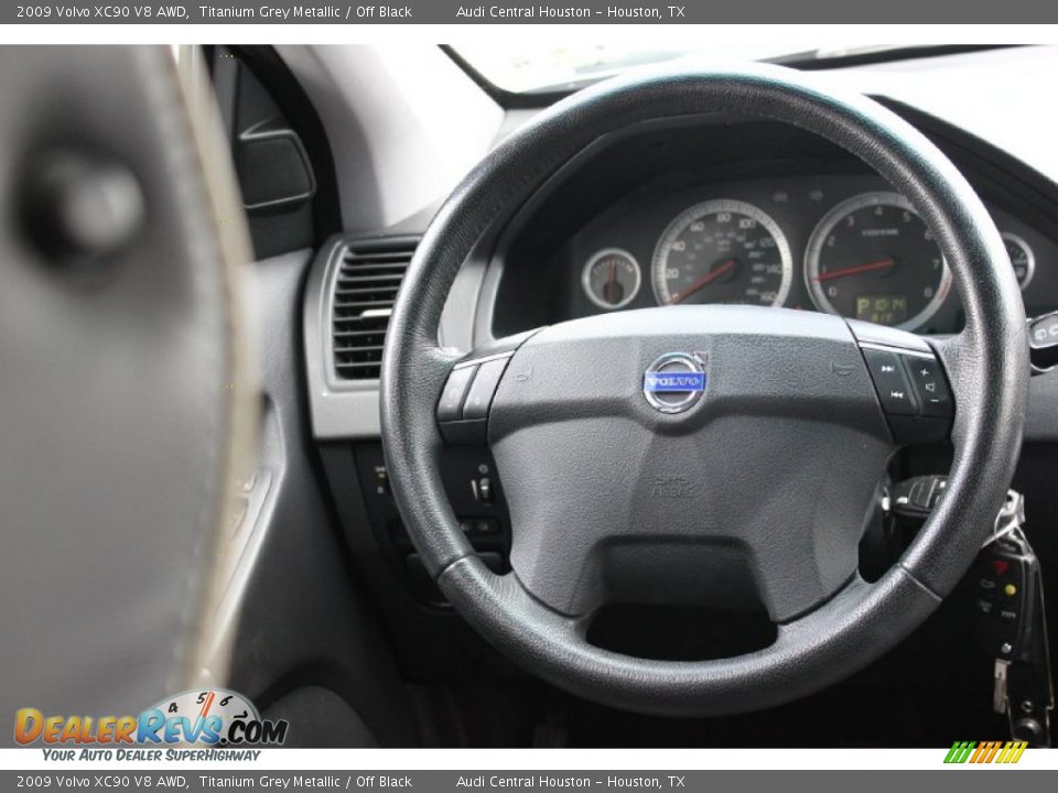 2009 Volvo XC90 V8 AWD Steering Wheel Photo #27