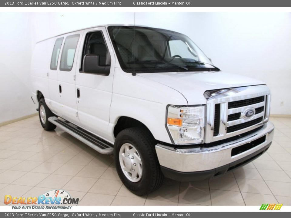 2013 Ford E Series Van E250 Cargo Oxford White / Medium Flint Photo #1