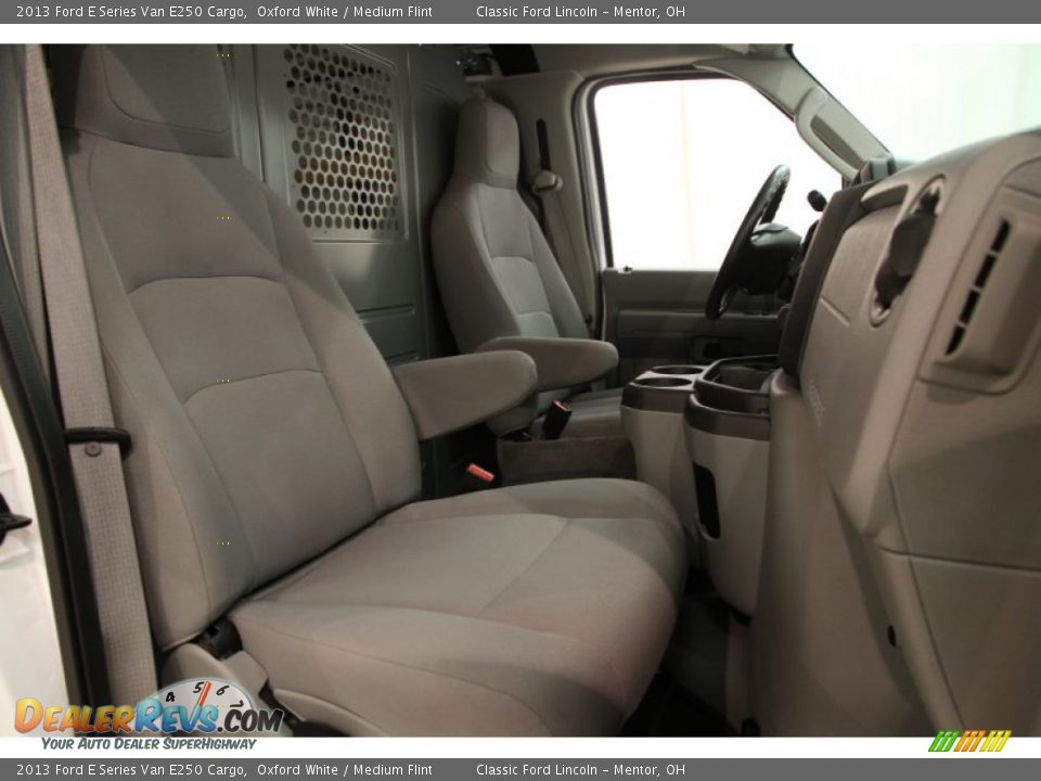 2013 Ford E Series Van E250 Cargo Oxford White / Medium Flint Photo #9