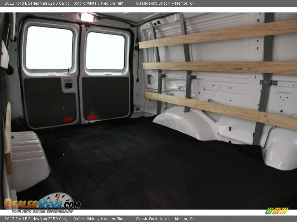 2013 Ford E Series Van E250 Cargo Oxford White / Medium Flint Photo #10