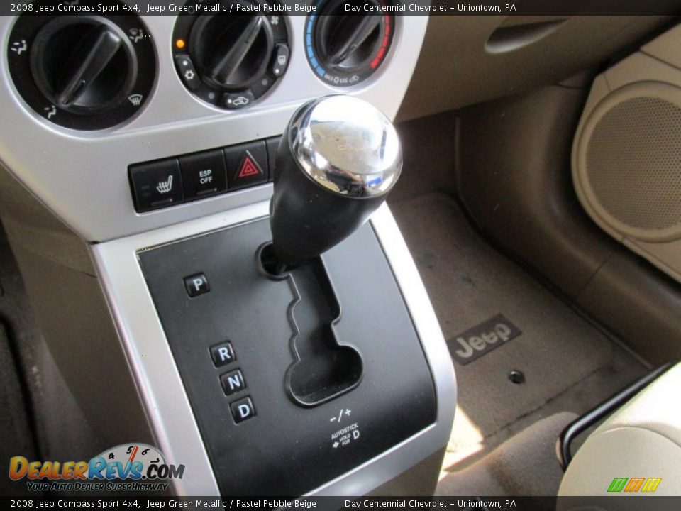 2008 Jeep Compass Sport 4x4 Shifter Photo #16