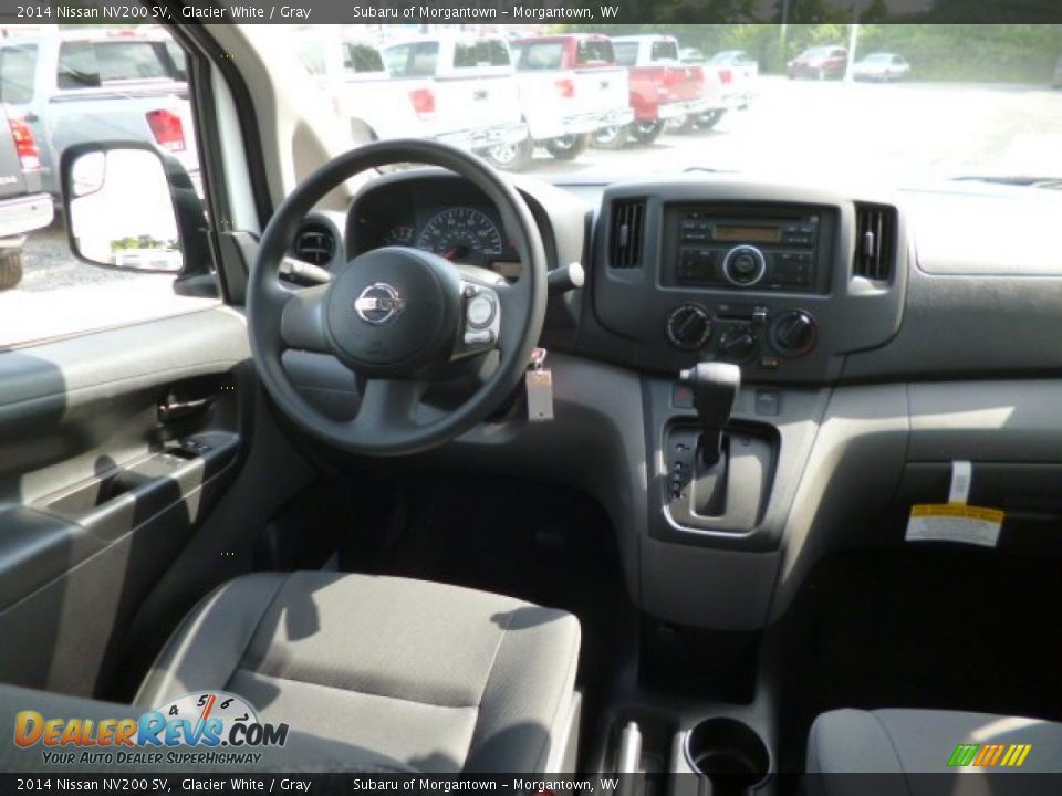 2014 Nissan NV200 SV Glacier White / Gray Photo #13