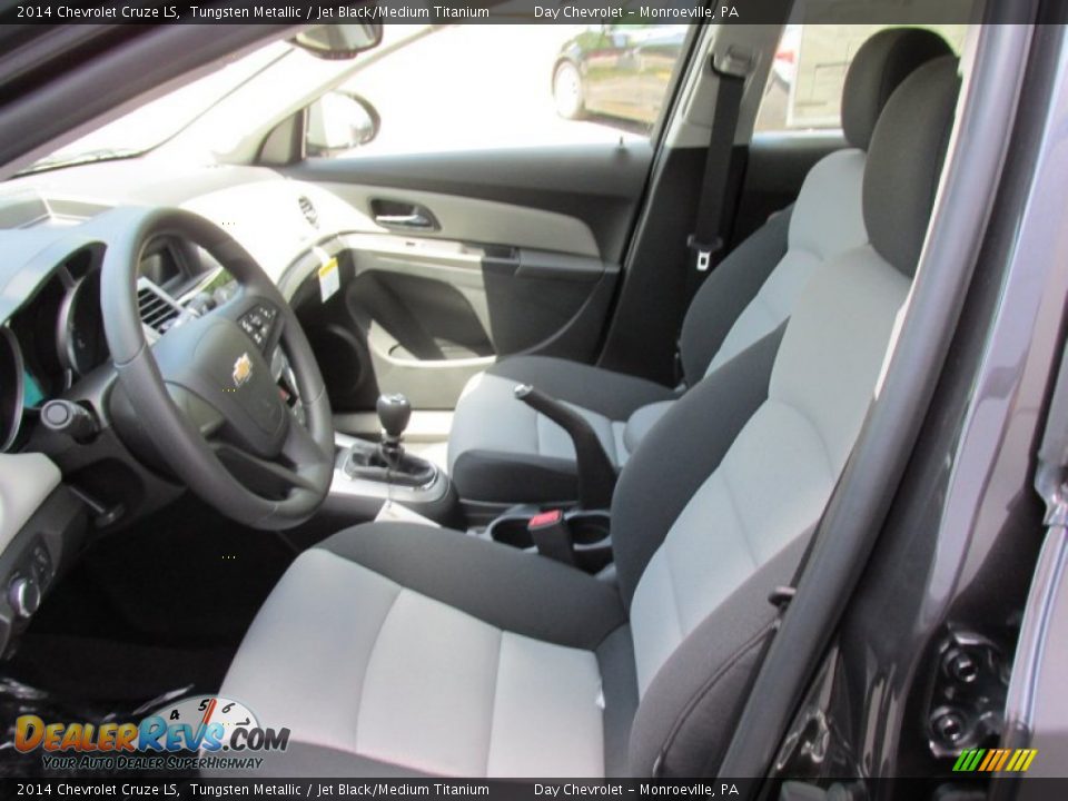 2014 Chevrolet Cruze LS Tungsten Metallic / Jet Black/Medium Titanium Photo #11