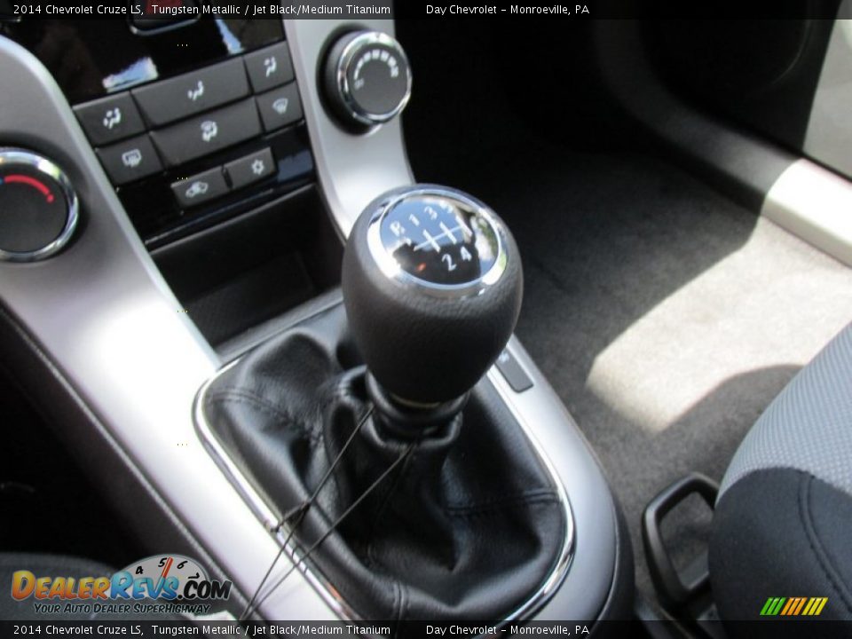 2014 Chevrolet Cruze LS Tungsten Metallic / Jet Black/Medium Titanium Photo #14