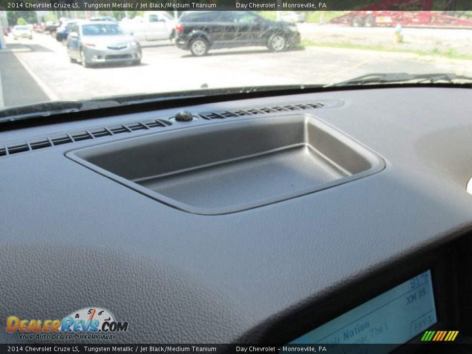 2014 Chevrolet Cruze LS Tungsten Metallic / Jet Black/Medium Titanium Photo #18