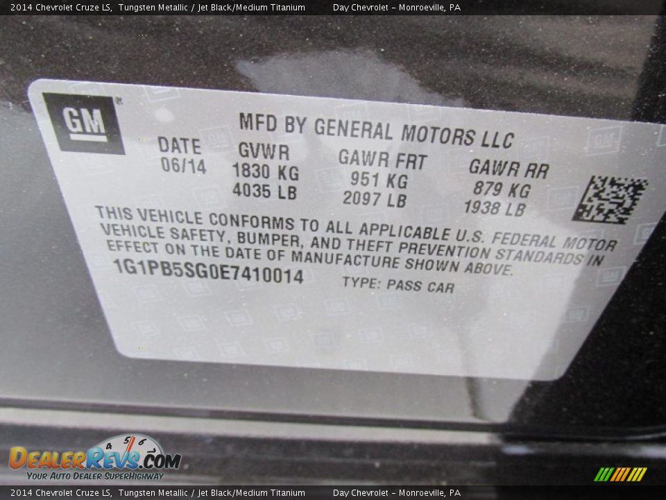 2014 Chevrolet Cruze LS Tungsten Metallic / Jet Black/Medium Titanium Photo #19