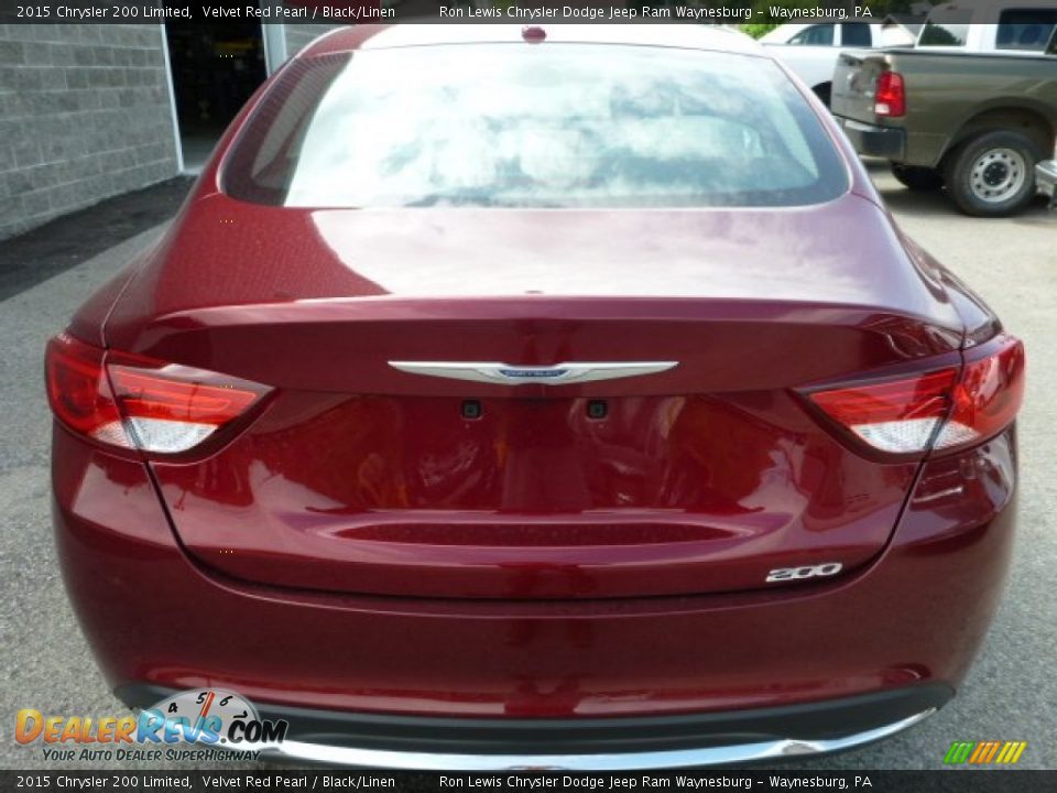 2015 Chrysler 200 Limited Velvet Red Pearl / Black/Linen Photo #3