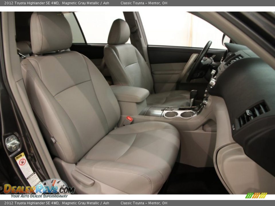 2012 Toyota Highlander SE 4WD Magnetic Gray Metallic / Ash Photo #14