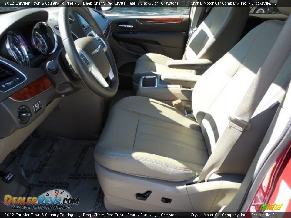 2012 Chrysler Town & Country Touring - L Deep Cherry Red Crystal Pearl / Black/Light Graystone Photo #4