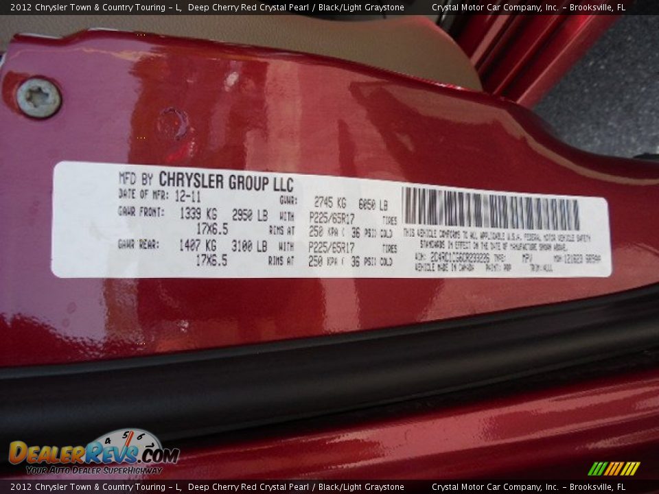 2012 Chrysler Town & Country Touring - L Deep Cherry Red Crystal Pearl / Black/Light Graystone Photo #25