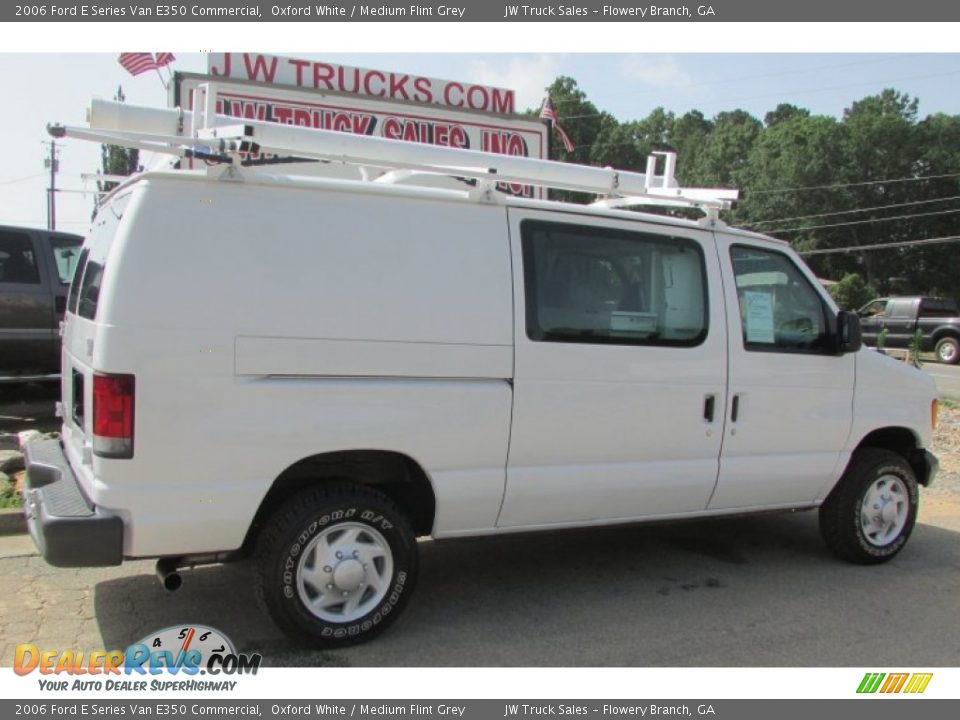 2006 Ford E Series Van E350 Commercial Oxford White / Medium Flint Grey Photo #6