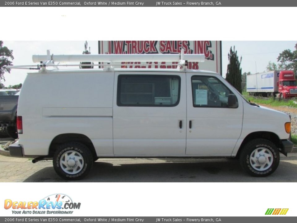 2006 Ford E Series Van E350 Commercial Oxford White / Medium Flint Grey Photo #7