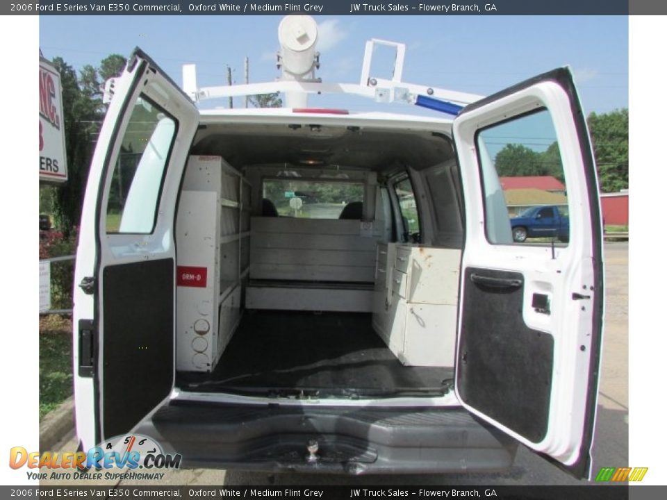 2006 Ford E Series Van E350 Commercial Oxford White / Medium Flint Grey Photo #13
