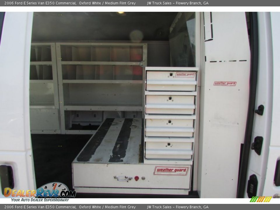 2006 Ford E Series Van E350 Commercial Oxford White / Medium Flint Grey Photo #26