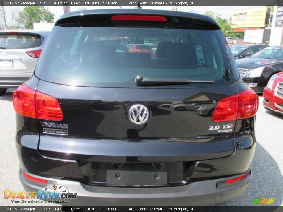 2012 Volkswagen Tiguan SE 4Motion Deep Black Metallic / Black Photo #5