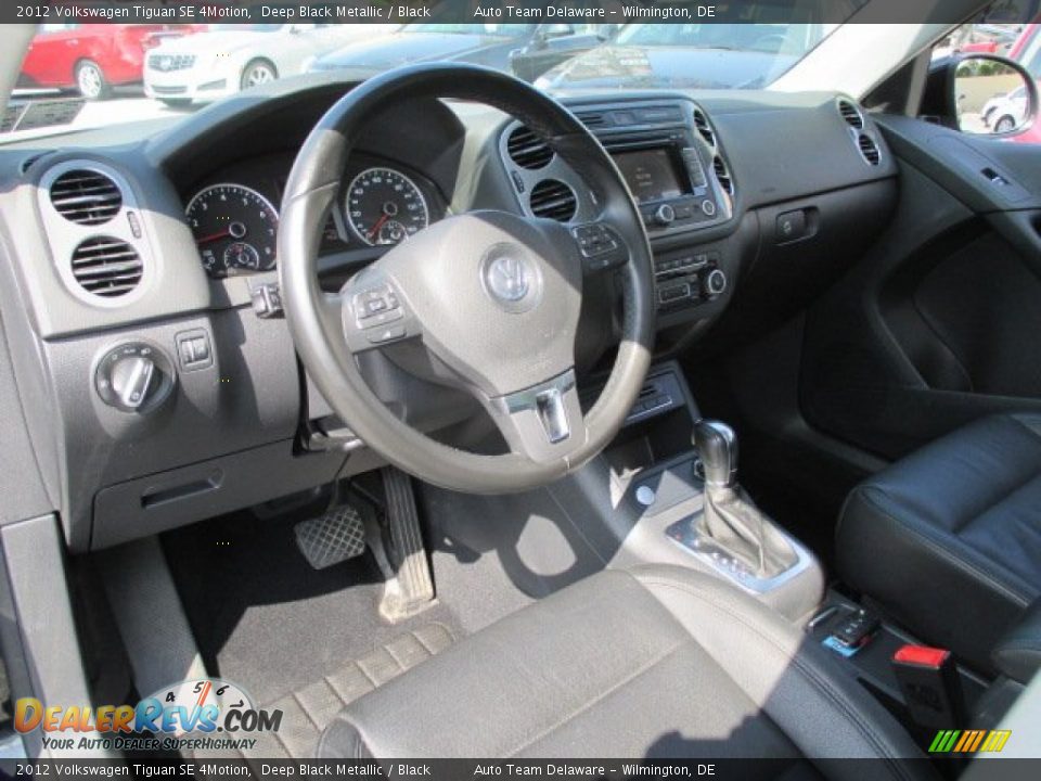 2012 Volkswagen Tiguan SE 4Motion Deep Black Metallic / Black Photo #11