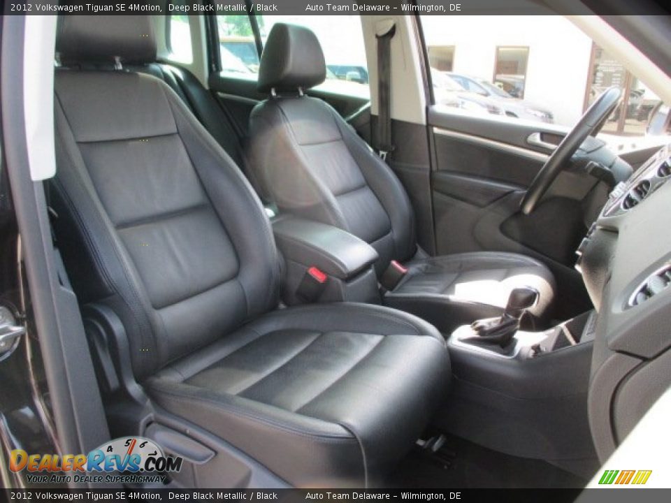 2012 Volkswagen Tiguan SE 4Motion Deep Black Metallic / Black Photo #17