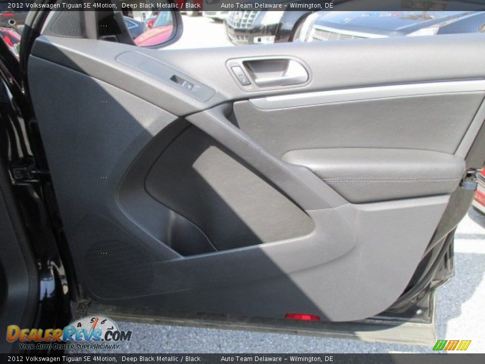 2012 Volkswagen Tiguan SE 4Motion Deep Black Metallic / Black Photo #24
