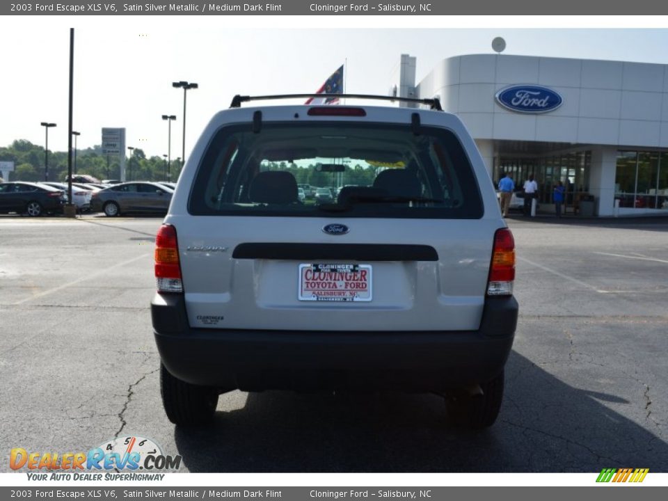2003 Ford Escape XLS V6 Satin Silver Metallic / Medium Dark Flint Photo #5