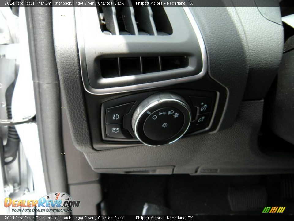 2014 Ford Focus Titanium Hatchback Ingot Silver / Charcoal Black Photo #35