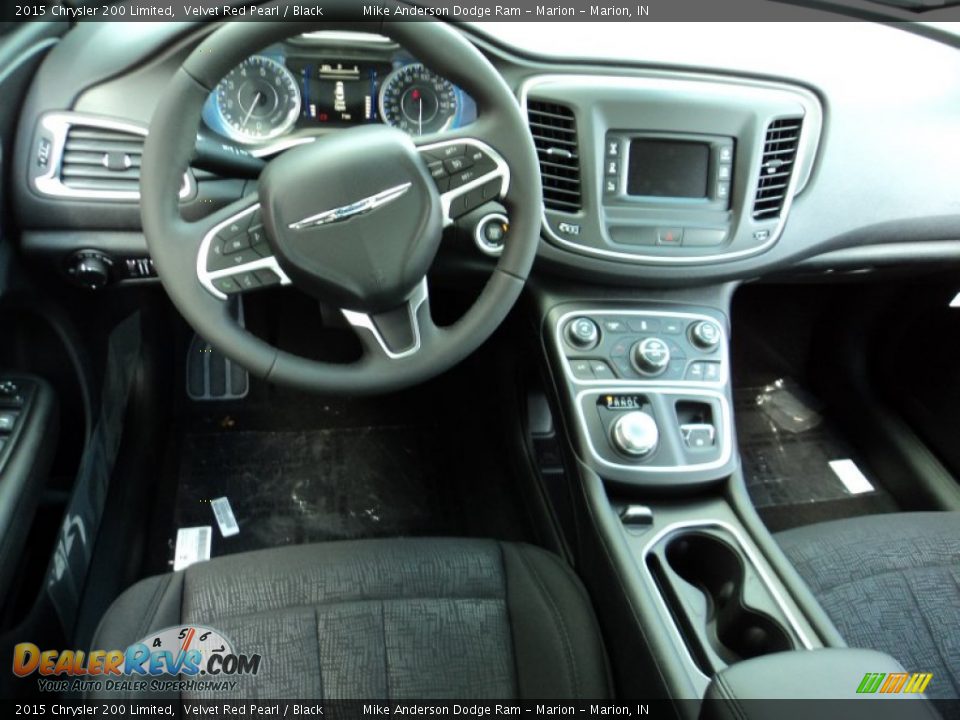 2015 Chrysler 200 Limited Velvet Red Pearl / Black Photo #4