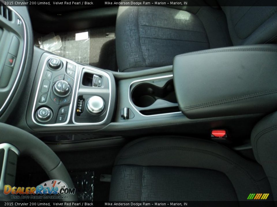 2015 Chrysler 200 Limited Velvet Red Pearl / Black Photo #14