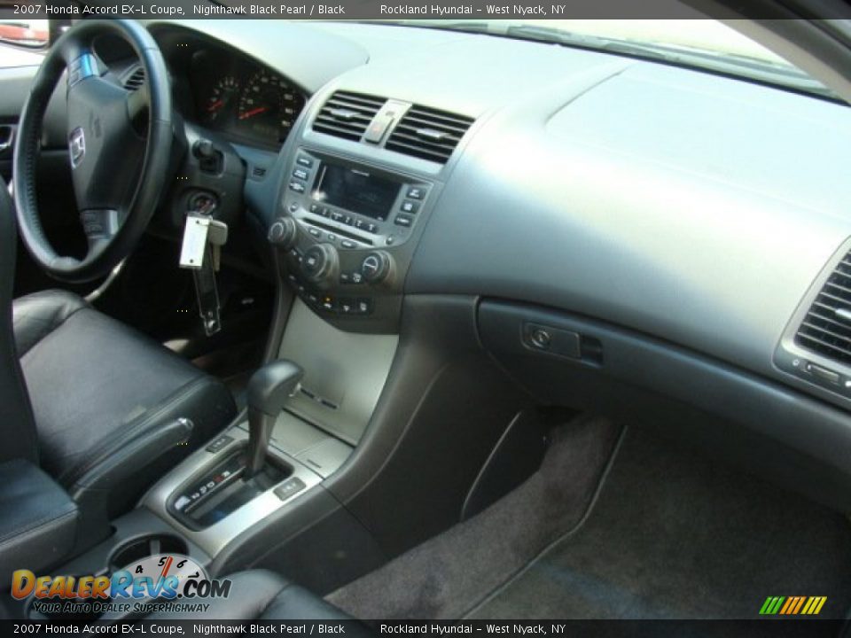 2007 Honda Accord EX-L Coupe Nighthawk Black Pearl / Black Photo #24