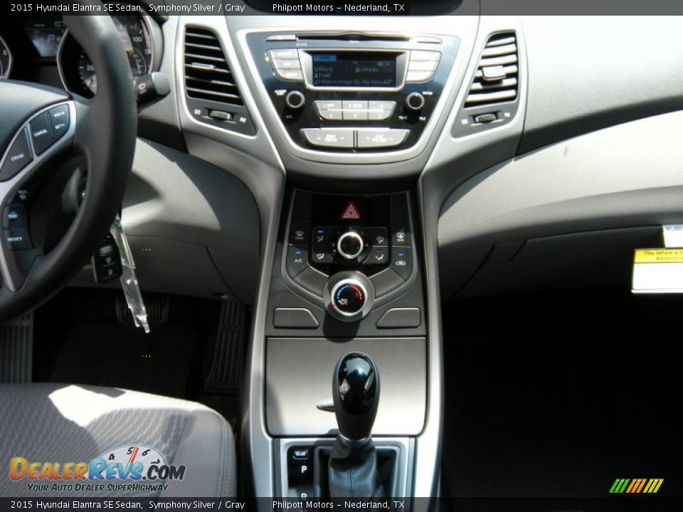 2015 Hyundai Elantra SE Sedan Symphony Silver / Gray Photo #25
