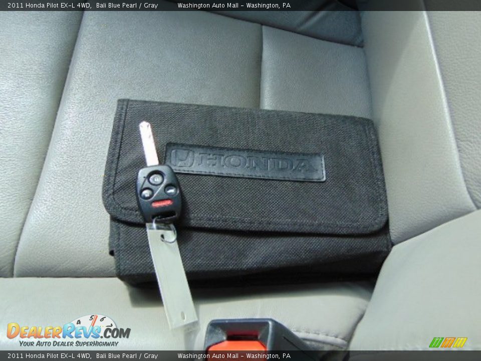 2011 Honda Pilot EX-L 4WD Bali Blue Pearl / Gray Photo #18