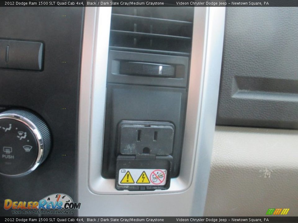 2012 Dodge Ram 1500 SLT Quad Cab 4x4 Black / Dark Slate Gray/Medium Graystone Photo #36