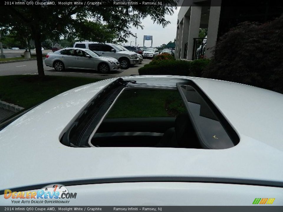 2014 Infiniti Q60 Coupe AWD Moolight White / Graphite Photo #21