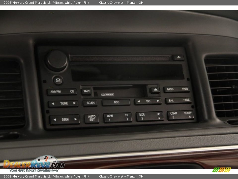 2003 Mercury Grand Marquis LS Vibrant White / Light Flint Photo #7