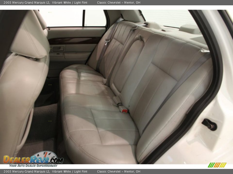2003 Mercury Grand Marquis LS Vibrant White / Light Flint Photo #10