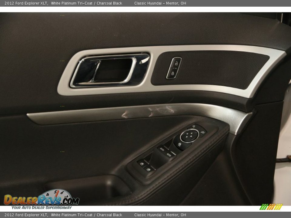2012 Ford Explorer XLT White Platinum Tri-Coat / Charcoal Black Photo #4
