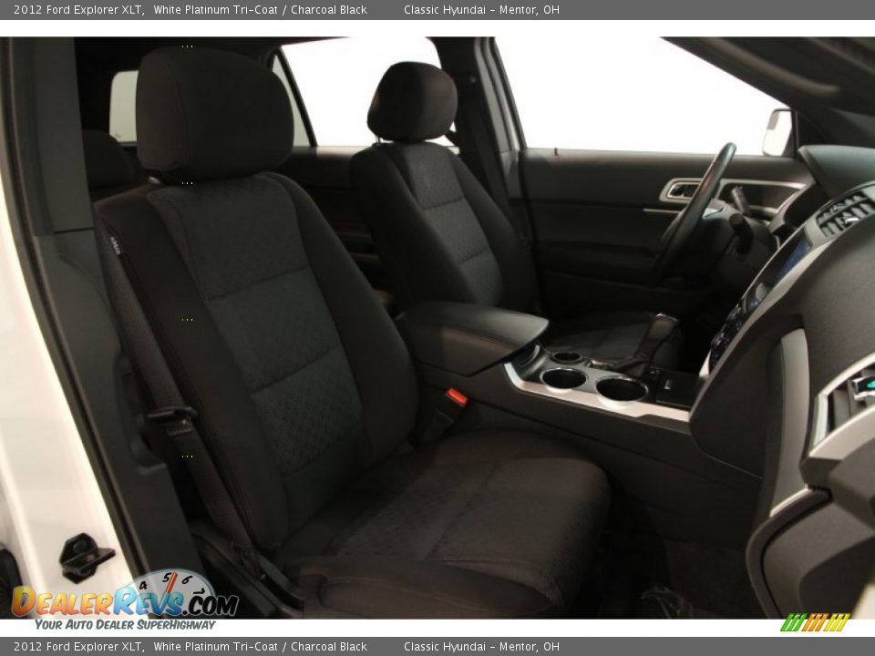 2012 Ford Explorer XLT White Platinum Tri-Coat / Charcoal Black Photo #25
