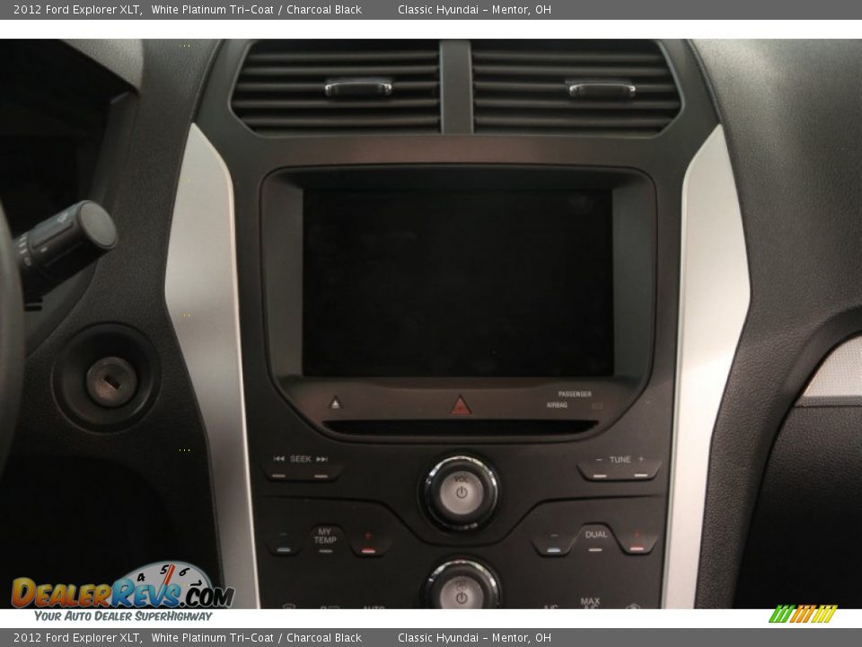 2012 Ford Explorer XLT White Platinum Tri-Coat / Charcoal Black Photo #29