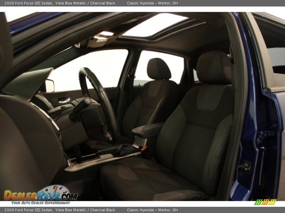 2009 Ford Focus SES Sedan Vista Blue Metallic / Charcoal Black Photo #4