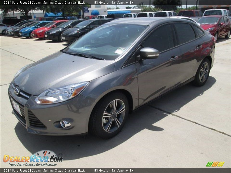2014 Ford Focus SE Sedan Sterling Gray / Charcoal Black Photo #3