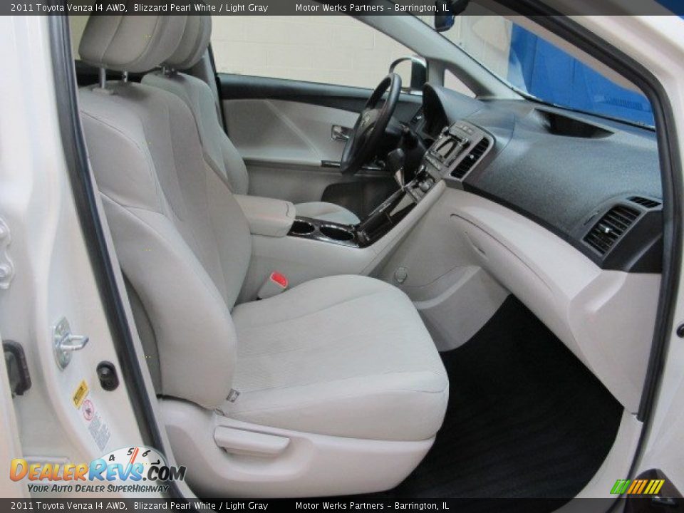 2011 Toyota Venza I4 AWD Blizzard Pearl White / Light Gray Photo #21
