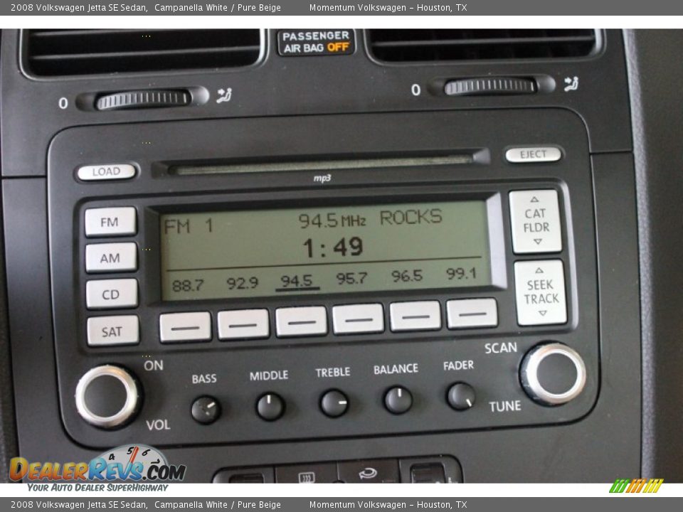 2008 Volkswagen Jetta SE Sedan Campanella White / Pure Beige Photo #16