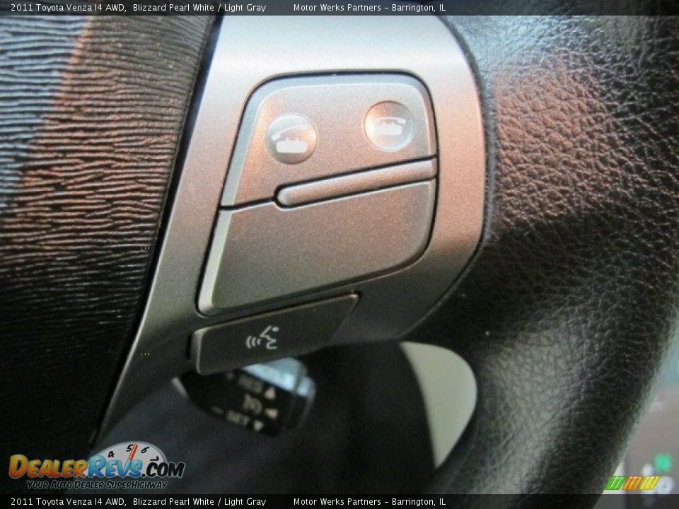 2011 Toyota Venza I4 AWD Blizzard Pearl White / Light Gray Photo #32