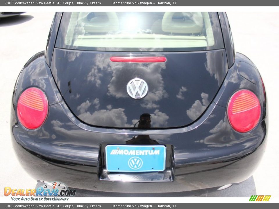 2000 Volkswagen New Beetle GLS Coupe Black / Cream Photo #7