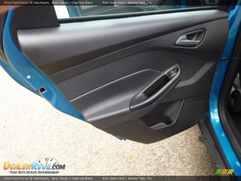 2014 Ford Focus SE Hatchback Blue Candy / Charcoal Black Photo #13