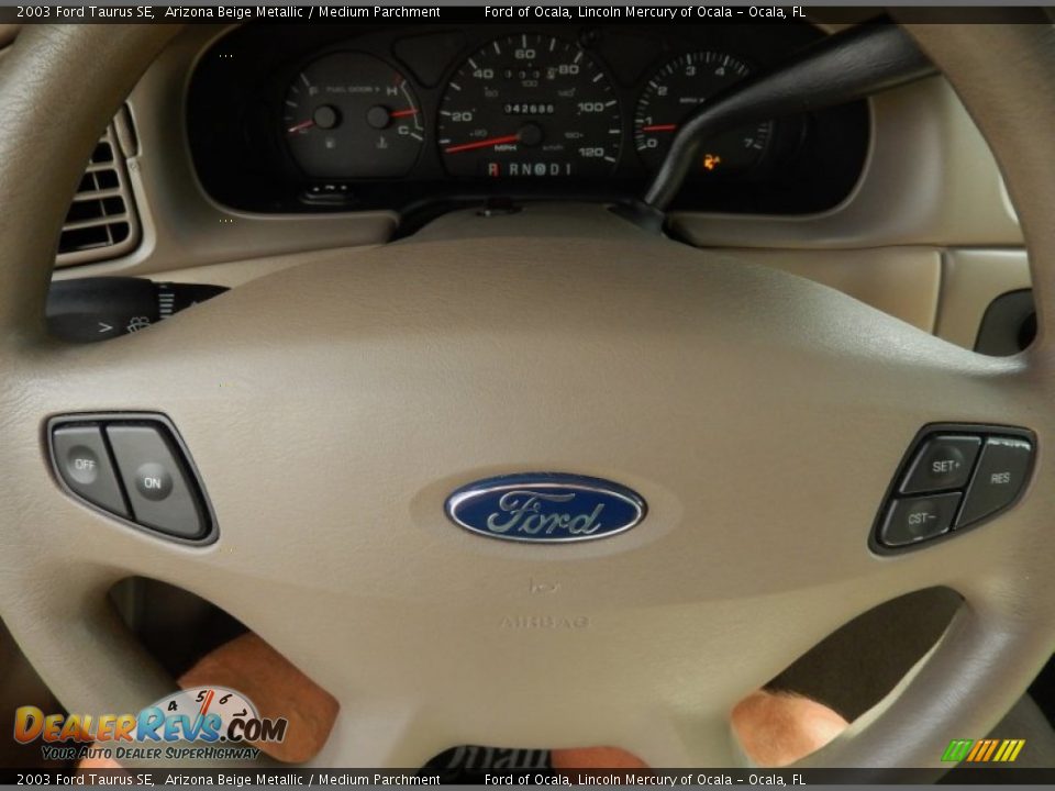 2003 Ford Taurus SE Arizona Beige Metallic / Medium Parchment Photo #25
