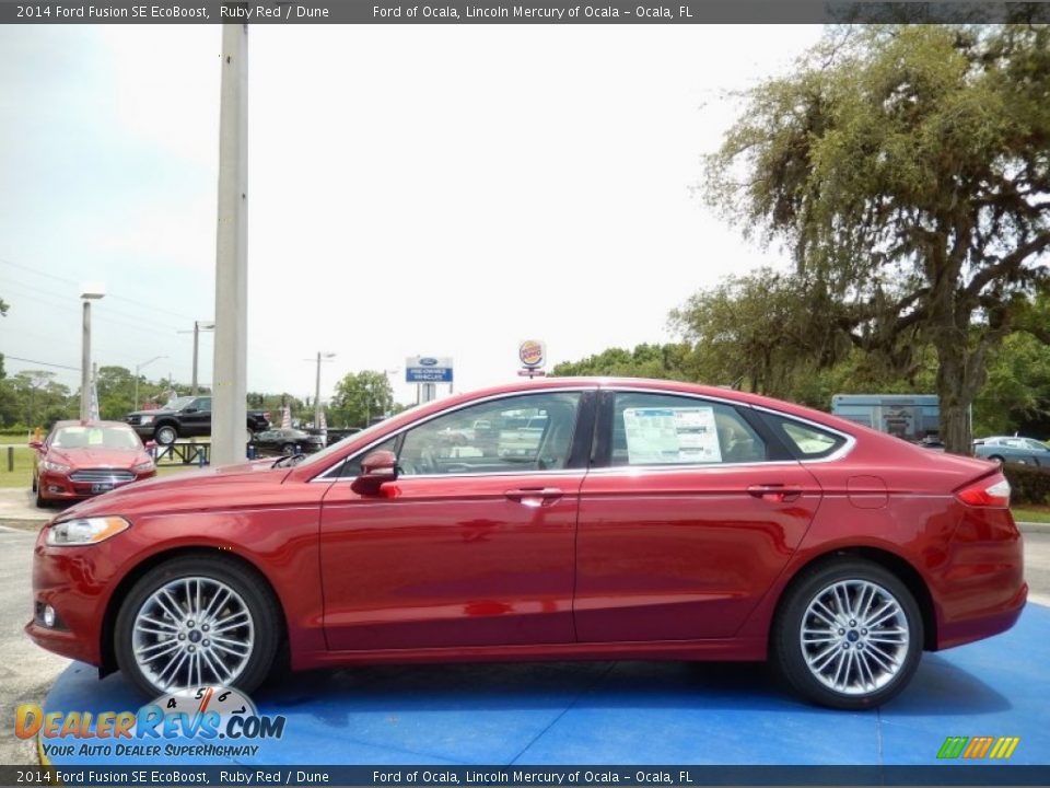 2014 Ford Fusion SE EcoBoost Ruby Red / Dune Photo #2